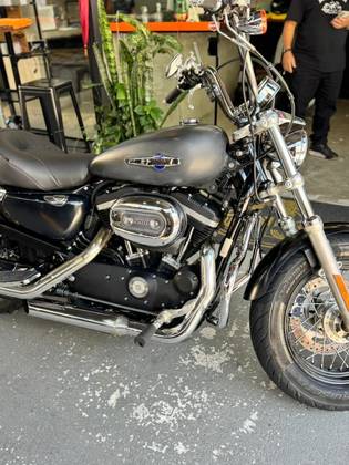 HARLEY-DAVIDSON SPORTSTER 1200 CUSTOM CB LIMITED HARLEY-DAVIDSON SPORTSTER 1200 CUSTOM CB LIMITED